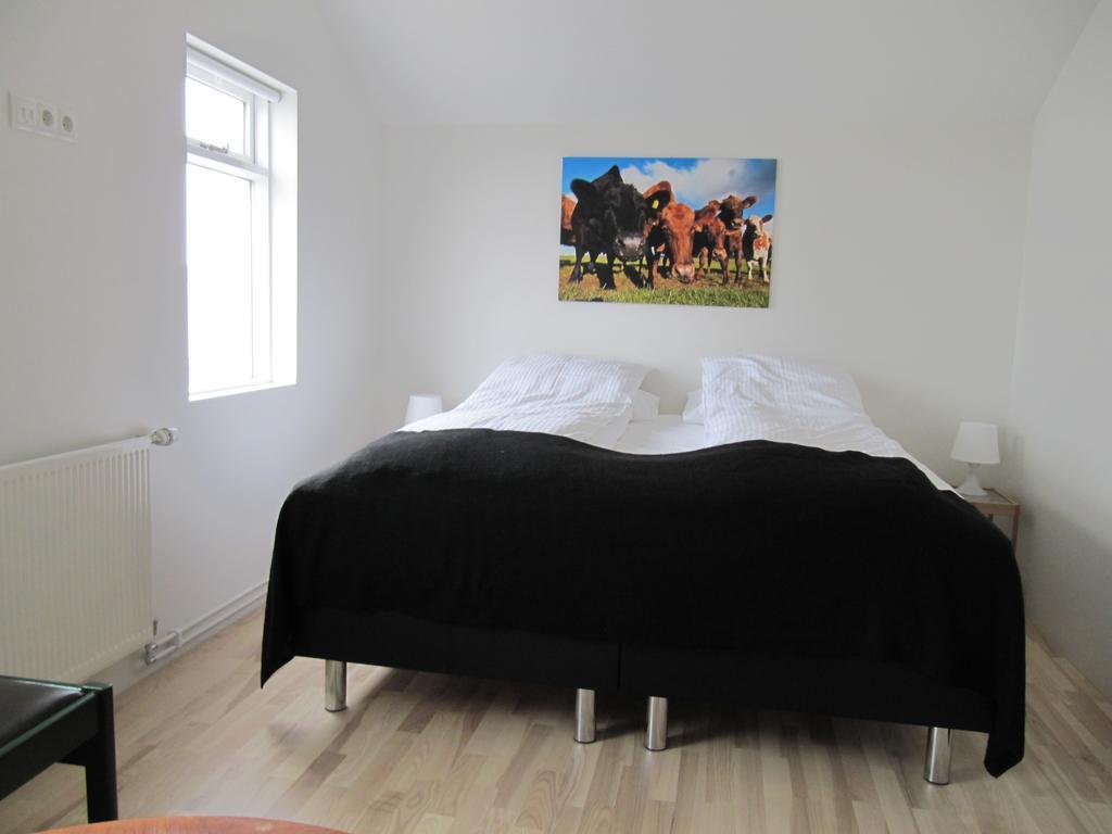 Grand-Inn Bar And Bed Saudarkrokur Pokój zdjęcie