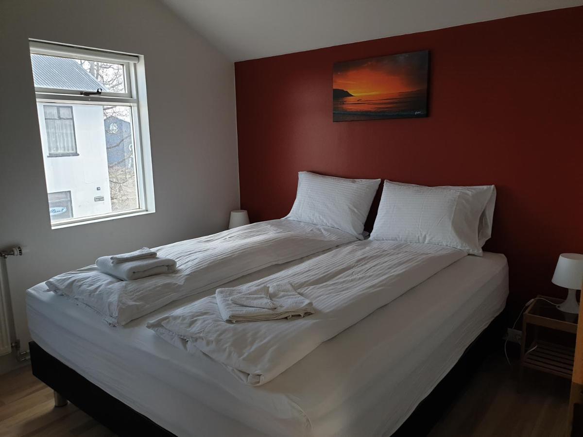 Grand-Inn Bar And Bed Saudarkrokur Zewnętrze zdjęcie